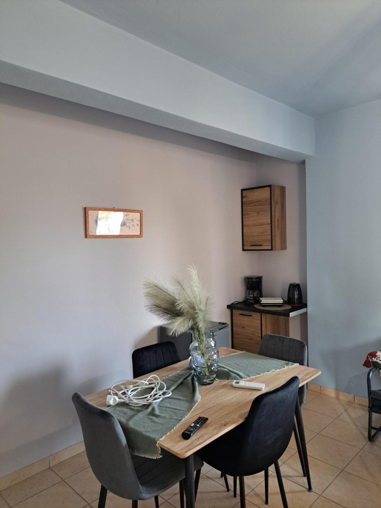 Seashell Apartment Artemida  Exterior foto