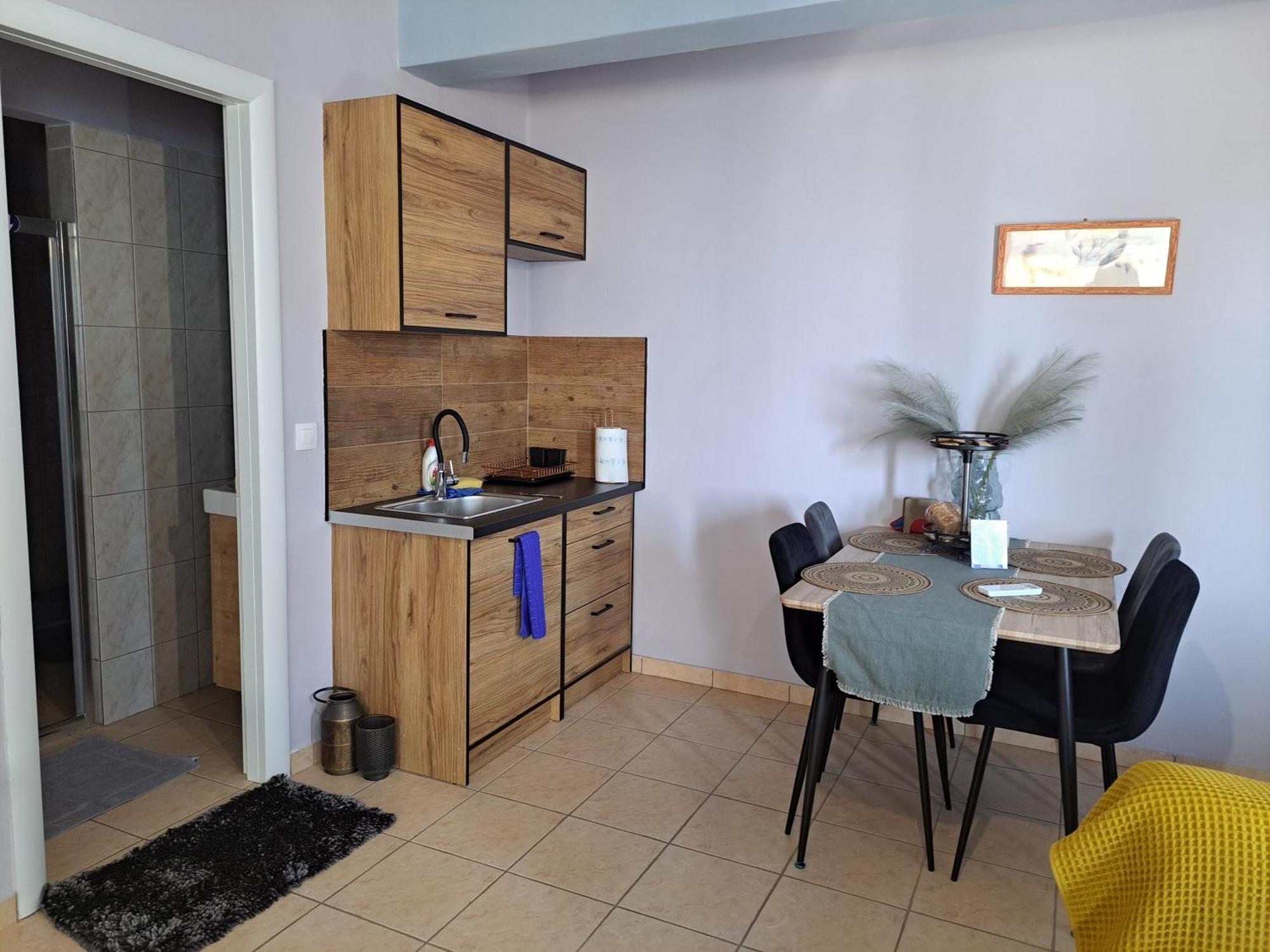 Seashell Apartment Artemida  Exterior foto